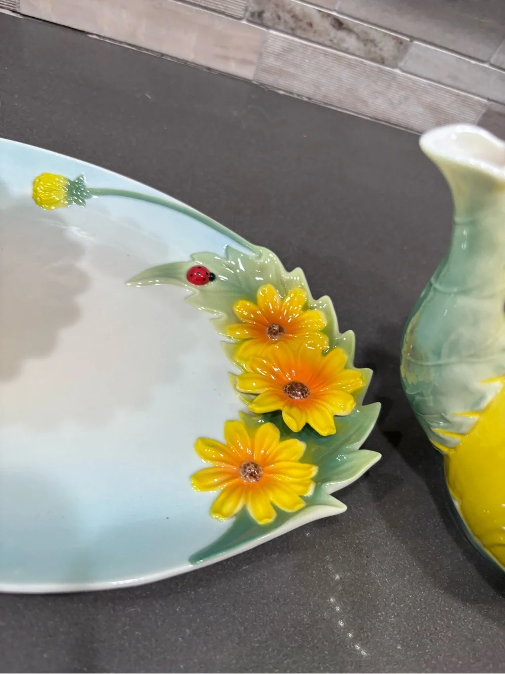 Sorelle Yellow Sunflower and ladybug Porcelain 3d Tea Set. Rare